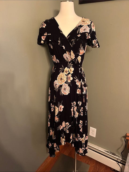 American Rag Dresses & Skirts - American Rag Black Midi Dress with Pink & Cream Floral Print